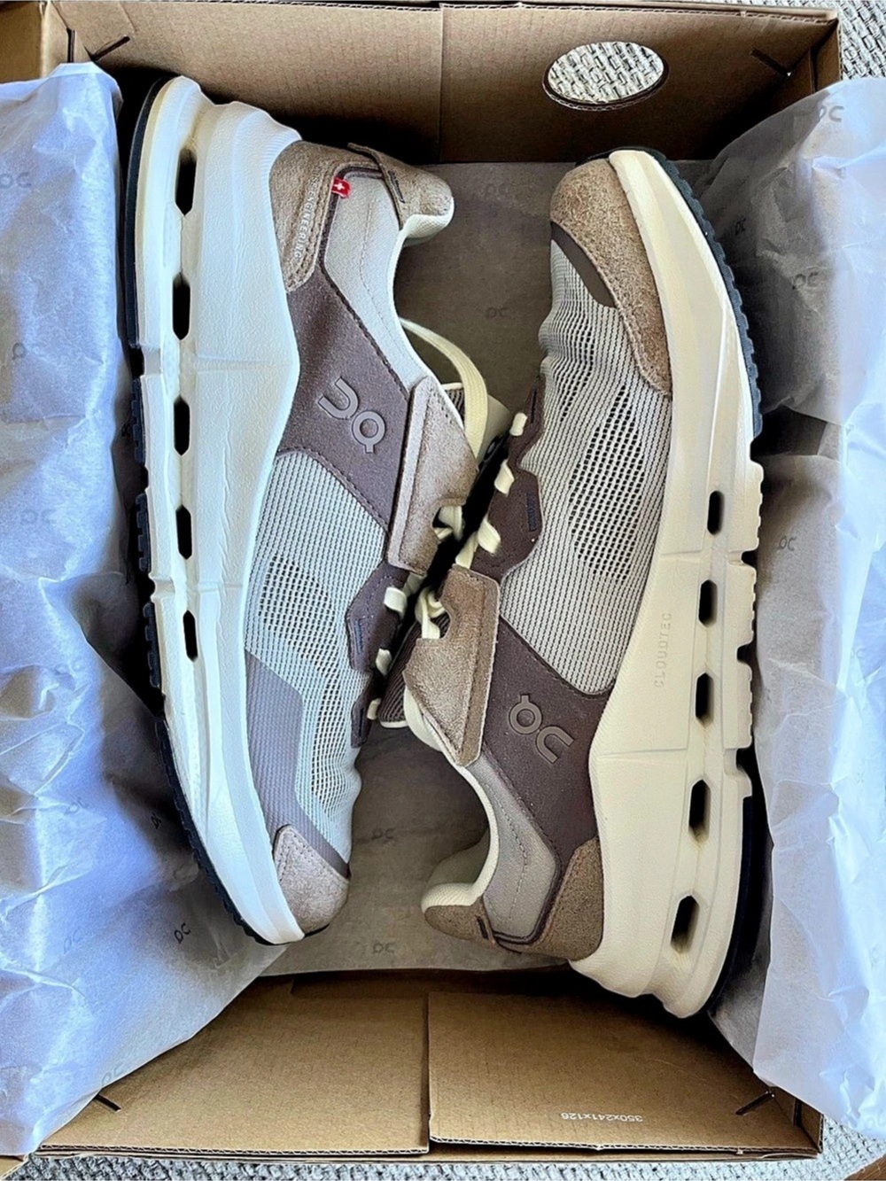 On Cloudnova Rift Men’s Sneakers – Fog/Ash – Size 10 – Like New